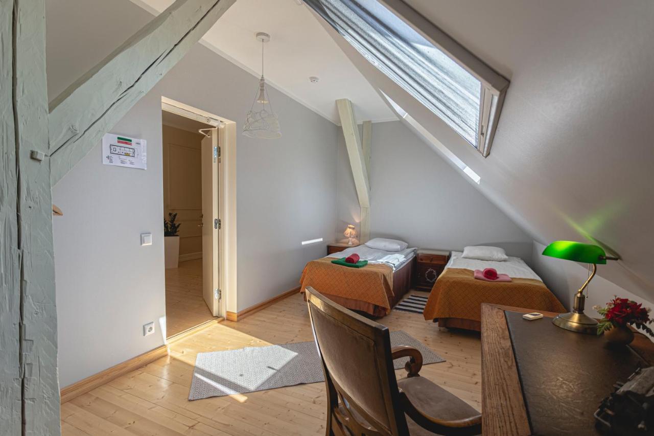 Guesthouse Kadrina Mois المظهر الخارجي الصورة