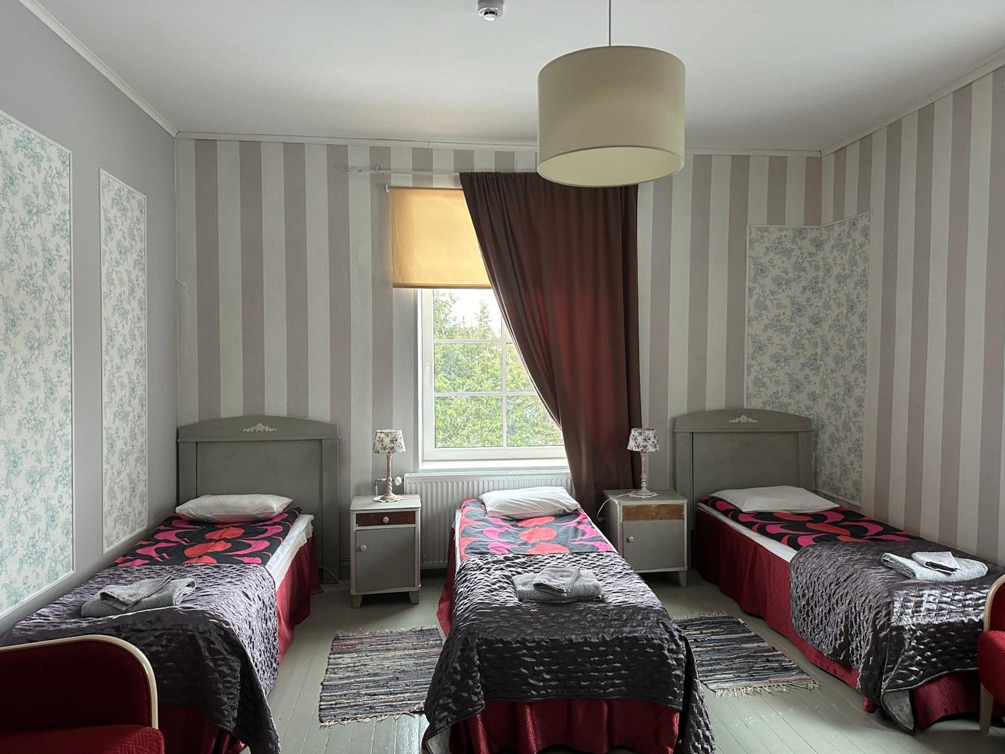 Guesthouse Kadrina Mois المظهر الخارجي الصورة