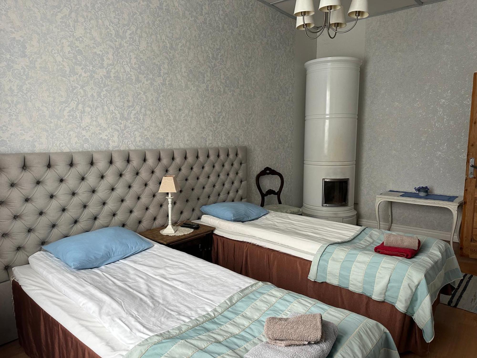 Guesthouse Kadrina Mois المظهر الخارجي الصورة