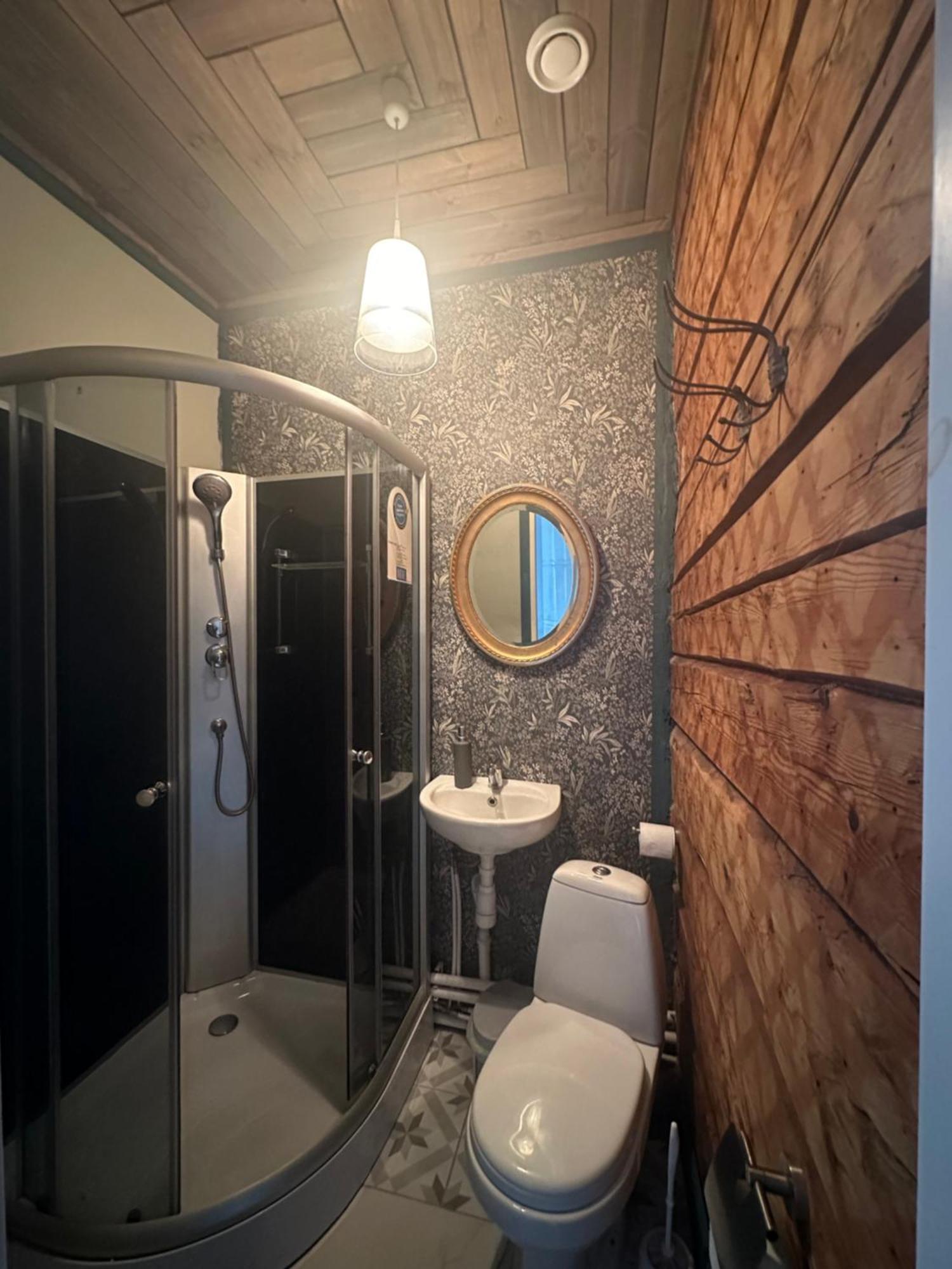 Guesthouse Kadrina Mois المظهر الخارجي الصورة