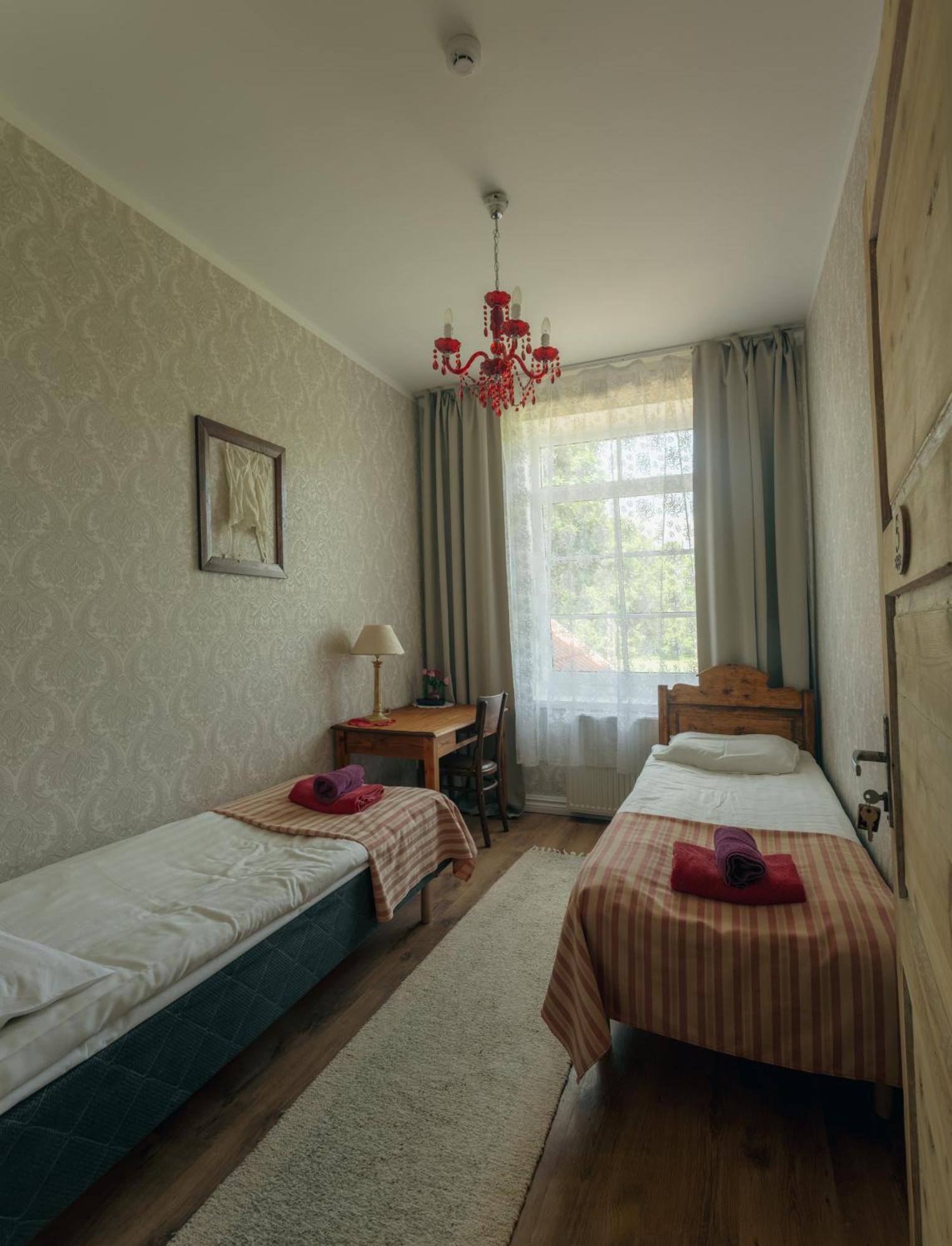Guesthouse Kadrina Mois المظهر الخارجي الصورة